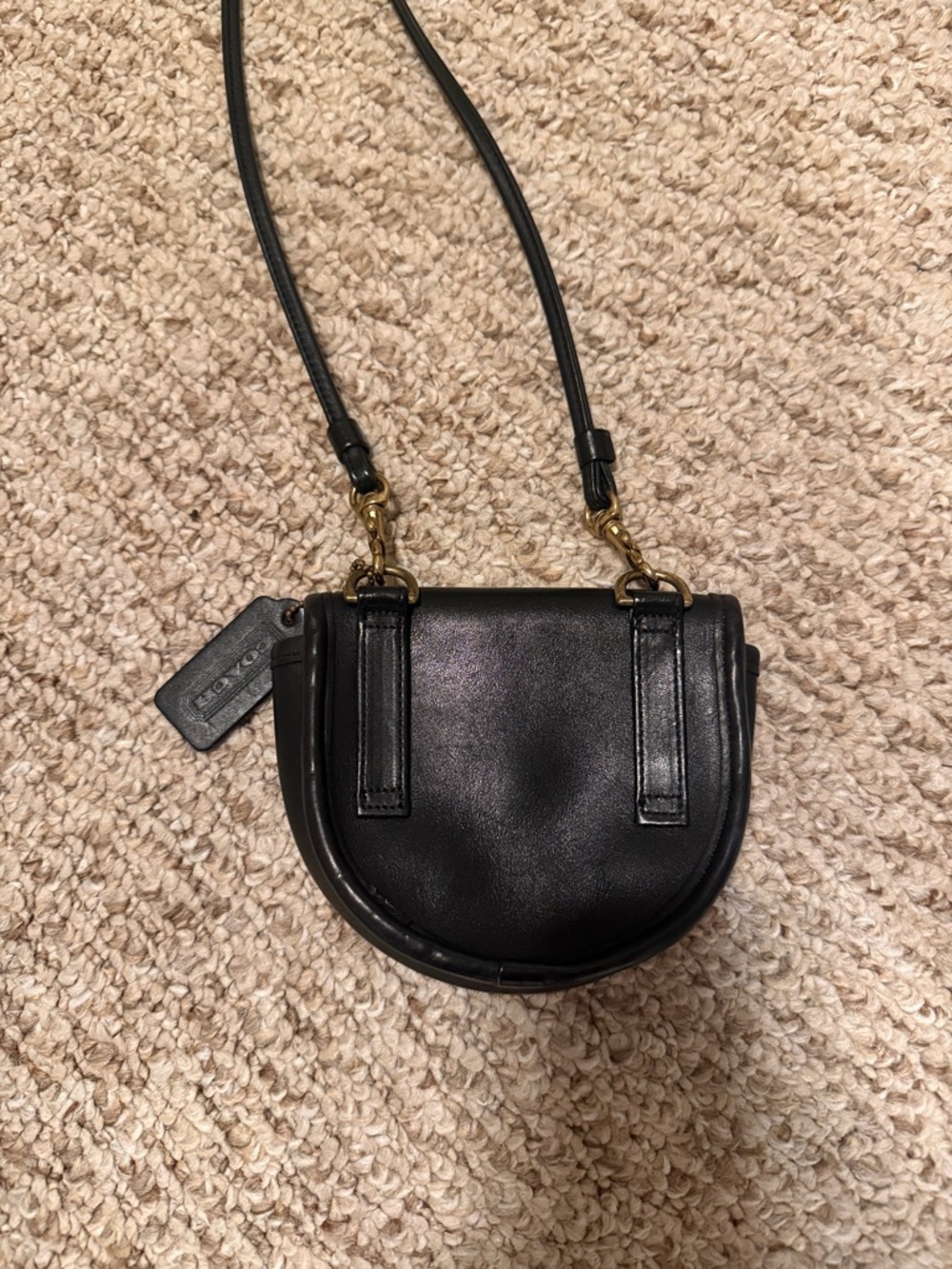 Vintage Coach Black Leather Crossbody Mini Bag with Brass Hardware - Picture 3 of 4